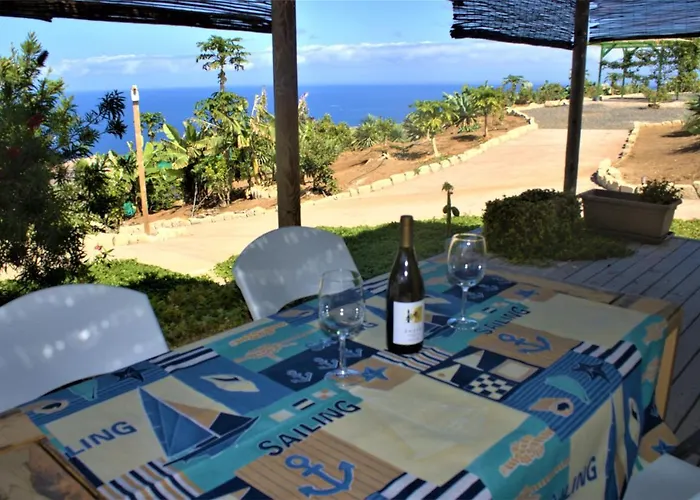 Gaia La Segunda Country house *